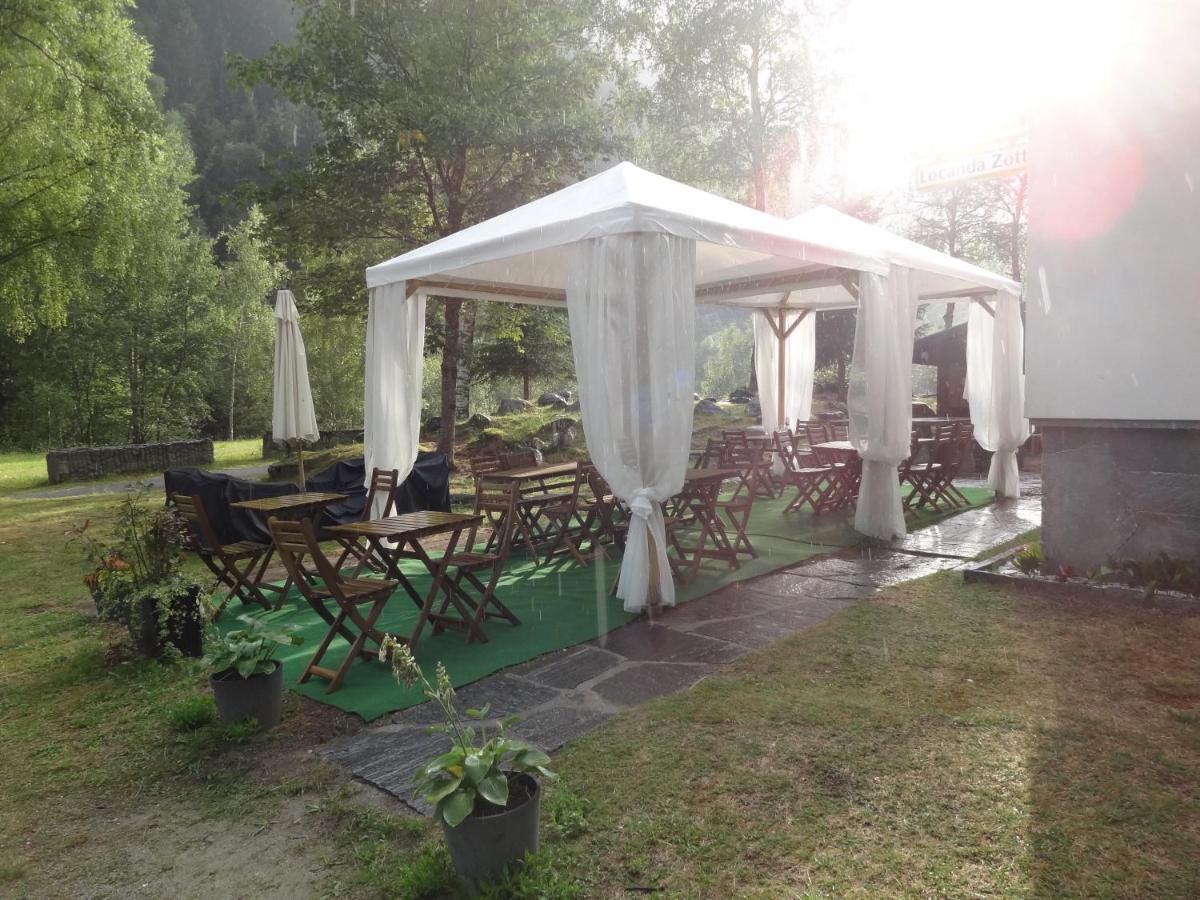 Locanda Zott Vergeletto Exterior foto