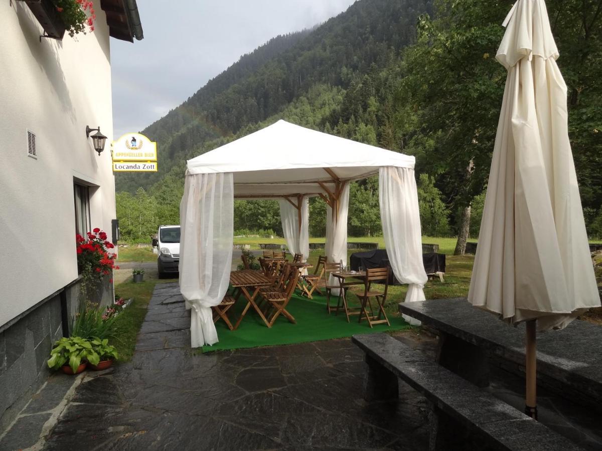 Locanda Zott Vergeletto Exterior foto